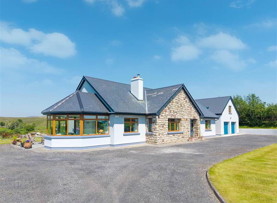 Terranova, Tawnawoggaun, Newport, F28K099