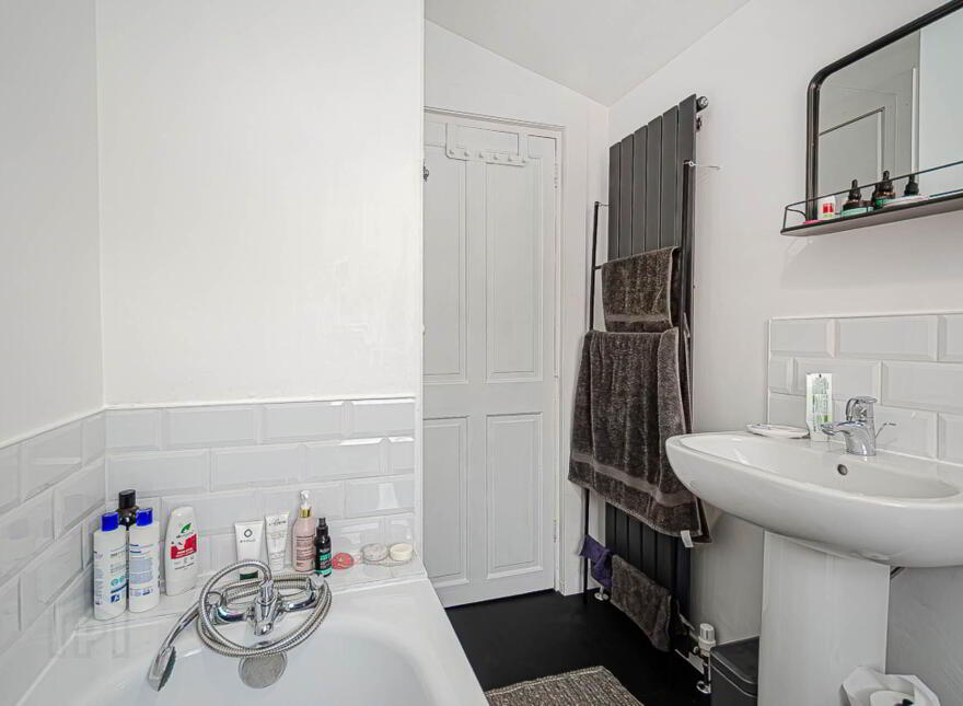 64 Ogilvie Street, Woodstock Road, Belfast, BT6 8NH