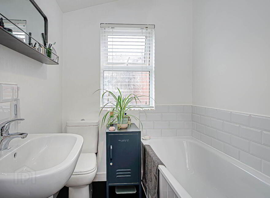 64 Ogilvie Street, Woodstock Road, Belfast, BT6 8NH