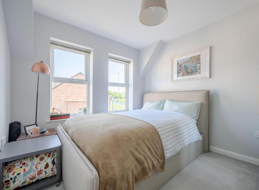 18 Strathearn Lane, Belfast, BT4 2BT