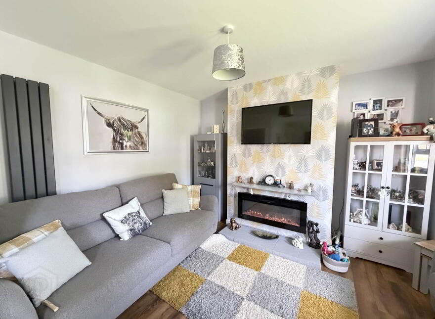 5 Walnut Gardens, Larne, BT40 2WN