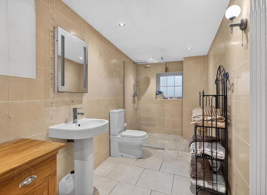 175 Bangor Road, Holywood, BT18 0ET