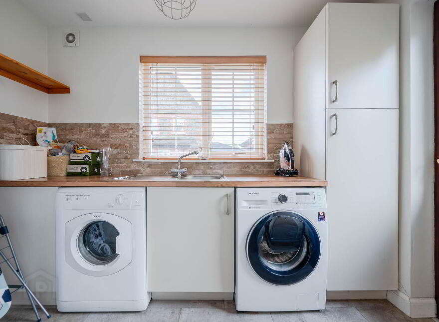 25 Walmer Grove, Bangor, BT19 1GR