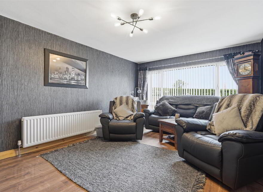 27 Thornhill Road, Antrim, BT41 2LH