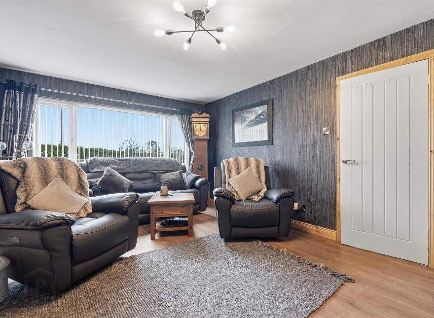 27 Thornhill Road, Antrim, BT41 2LH