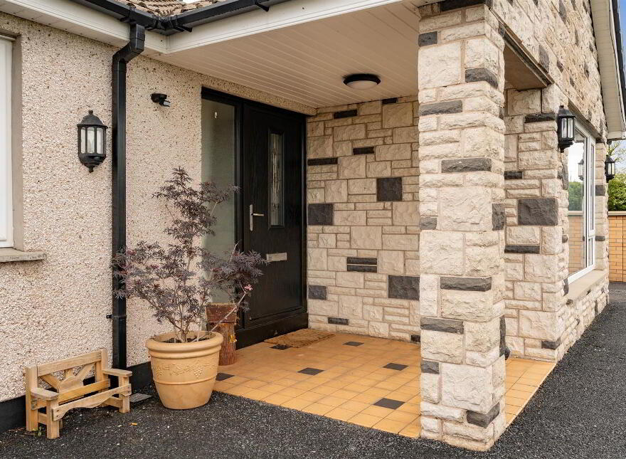 27 Thornhill Road, Antrim, BT41 2LH