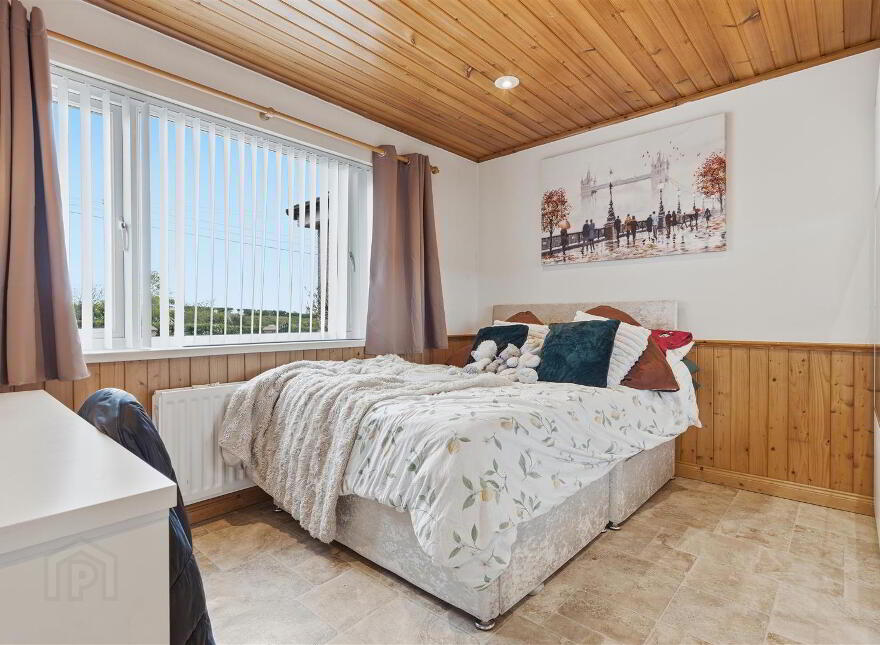 27 Thornhill Road, Antrim, BT41 2LH