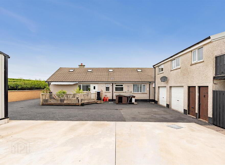 27 Thornhill Road, Antrim, BT41 2LH