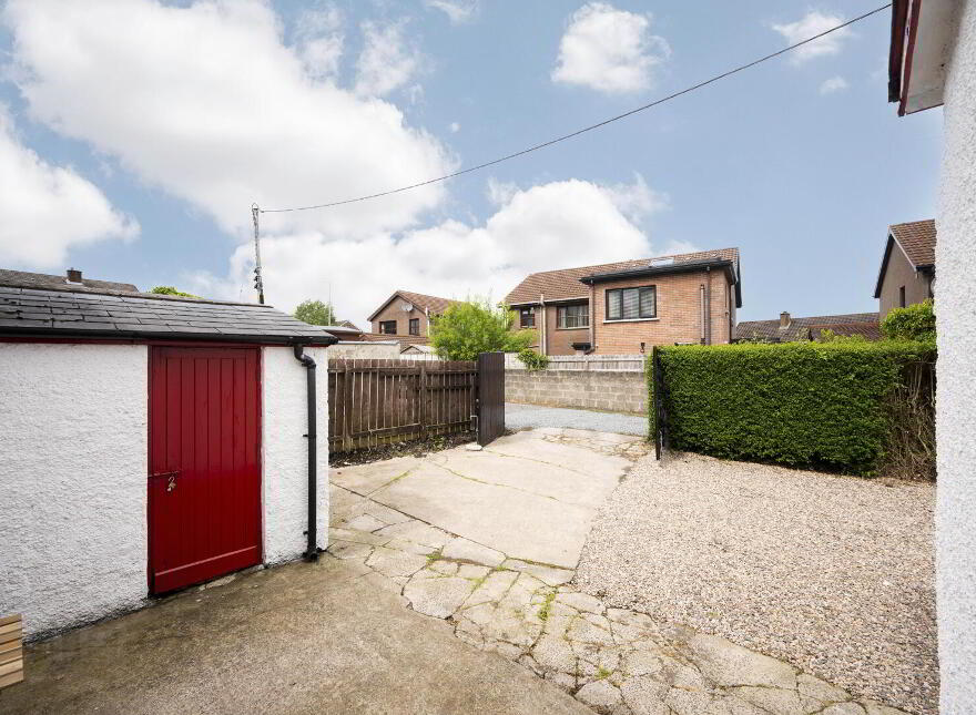 40 Glen Road, Castlereagh, Belfast, BT5 7LT