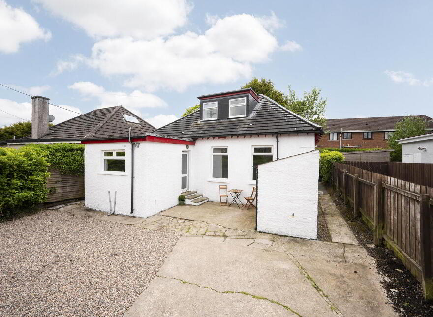 40 Glen Road, Castlereagh, Belfast, BT5 7LT