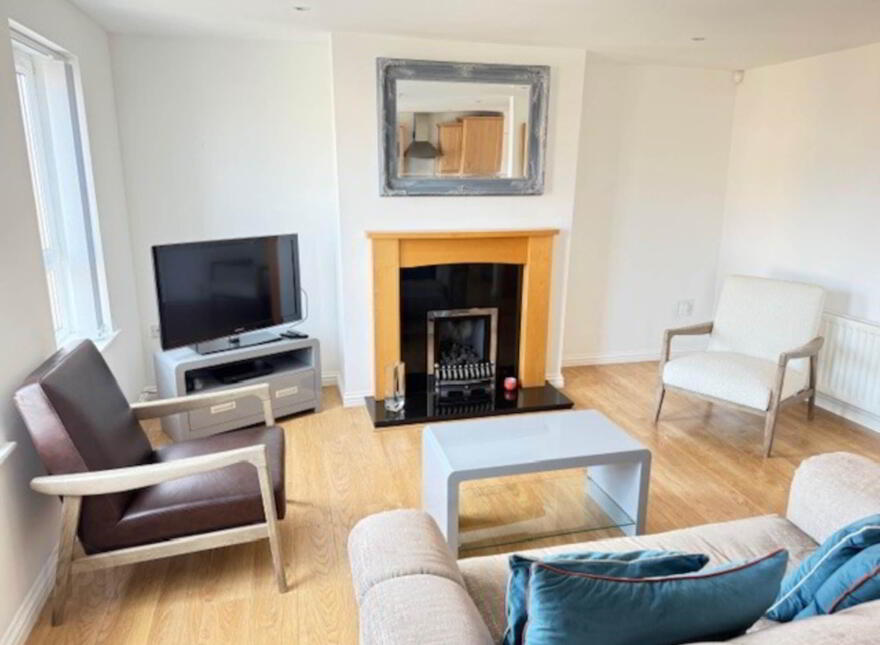 7 Old Shore Court, Carrickfergus, BT38 8WN