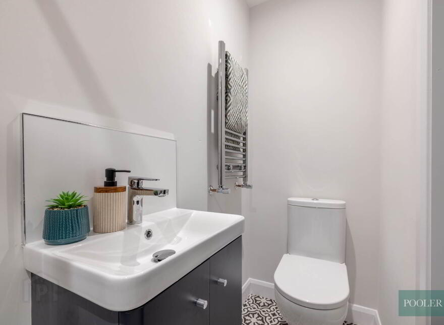 158 Woodstock Road, Belfast, BT6 8AF