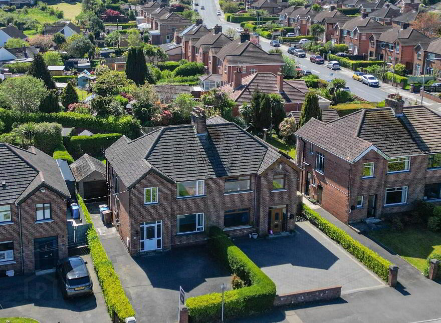 9 Crawfordsburn Road, Bangor, BT20 3QT