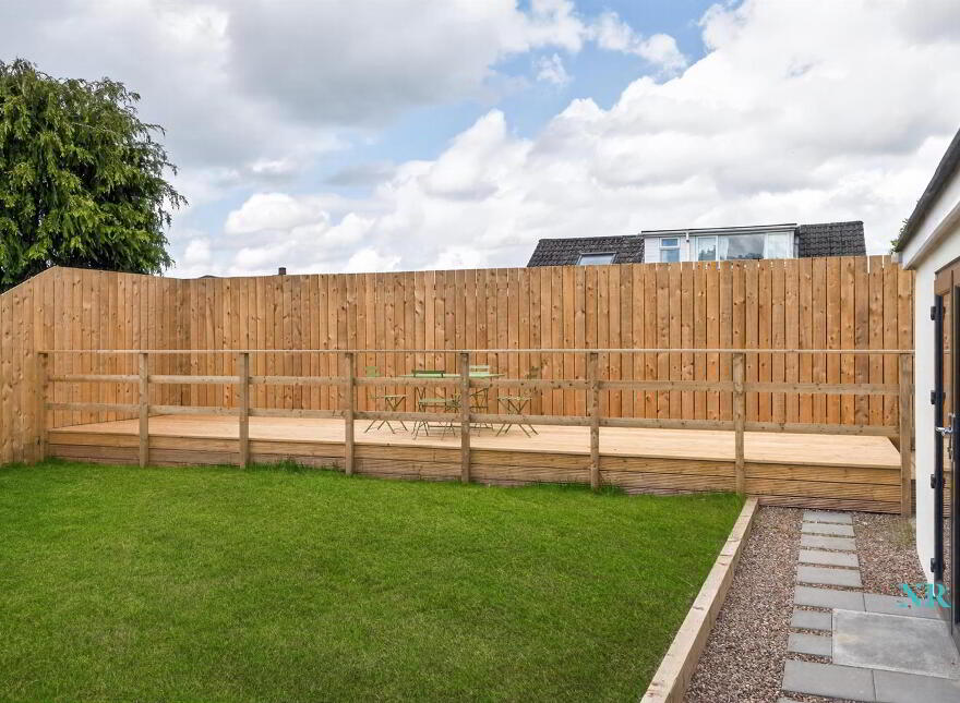 4 Glencregagh Road, Belfast, BT8 6FZ