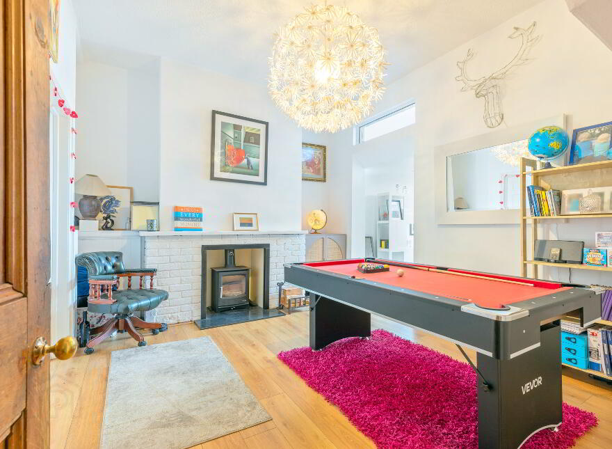 68 South Parade, Belfast, BT7 2GQ