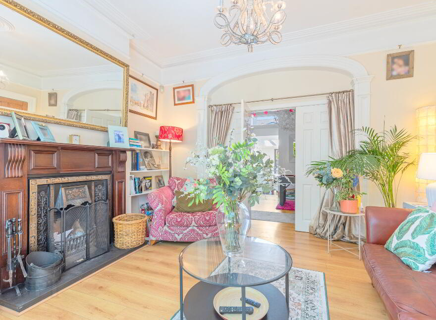 68 South Parade, Belfast, BT7 2GQ