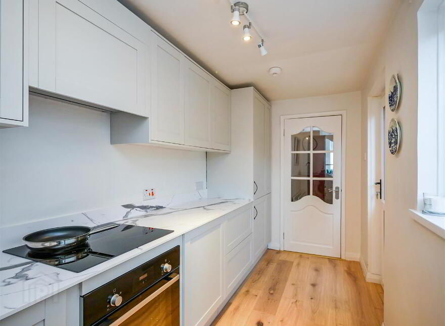 111 Ogilvie Street, Woodstock / Cregagh Road, Belfast, BT6 8NH
