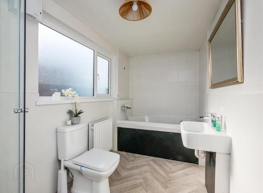 111 Ogilvie Street, Woodstock / Cregagh Road, Belfast, BT6 8NH