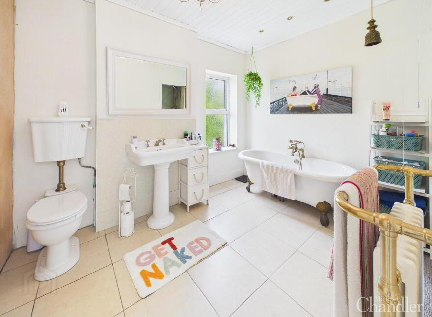 64 Lisburn Road, Saintfield, Ballynahinch, BT24 7BP
