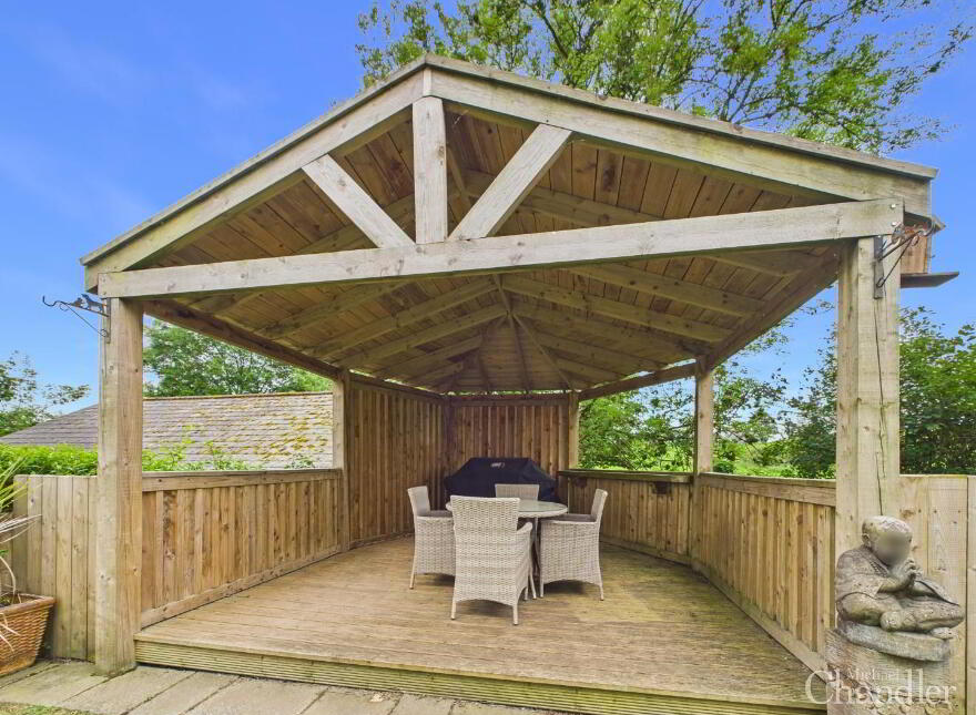 64 Lisburn Road, Saintfield, Ballynahinch, BT24 7BP