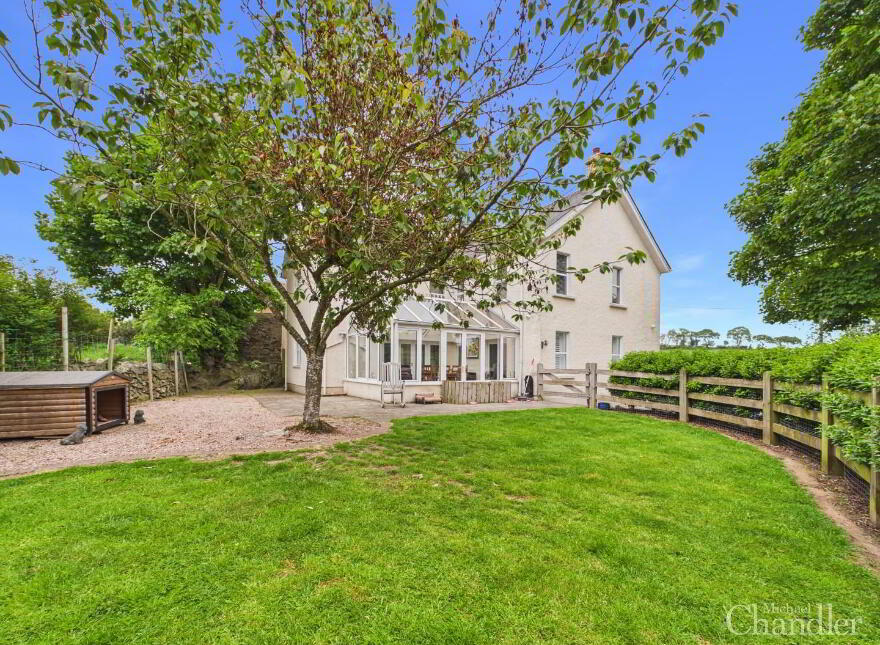64 Lisburn Road, Saintfield, Ballynahinch, BT24 7BP