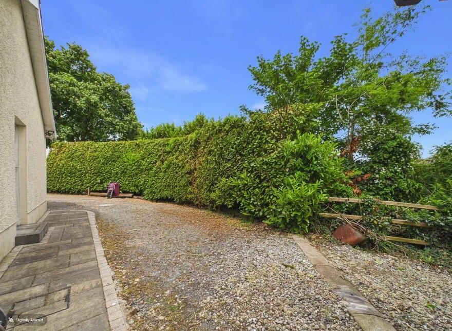 64 Lisburn Road, Saintfield, Ballynahinch, BT24 7BP