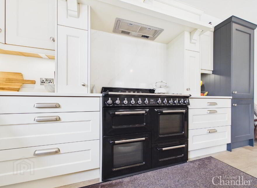 64 Lisburn Road, Saintfield, Ballynahinch, BT24 7BP