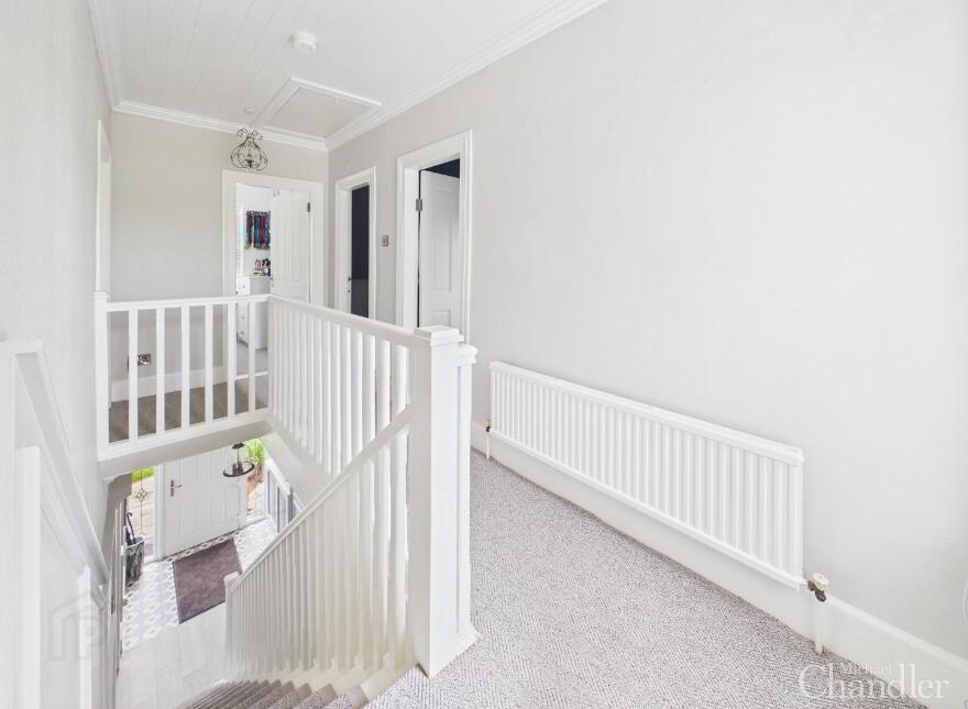 64 Lisburn Road, Saintfield, Ballynahinch, BT24 7BP