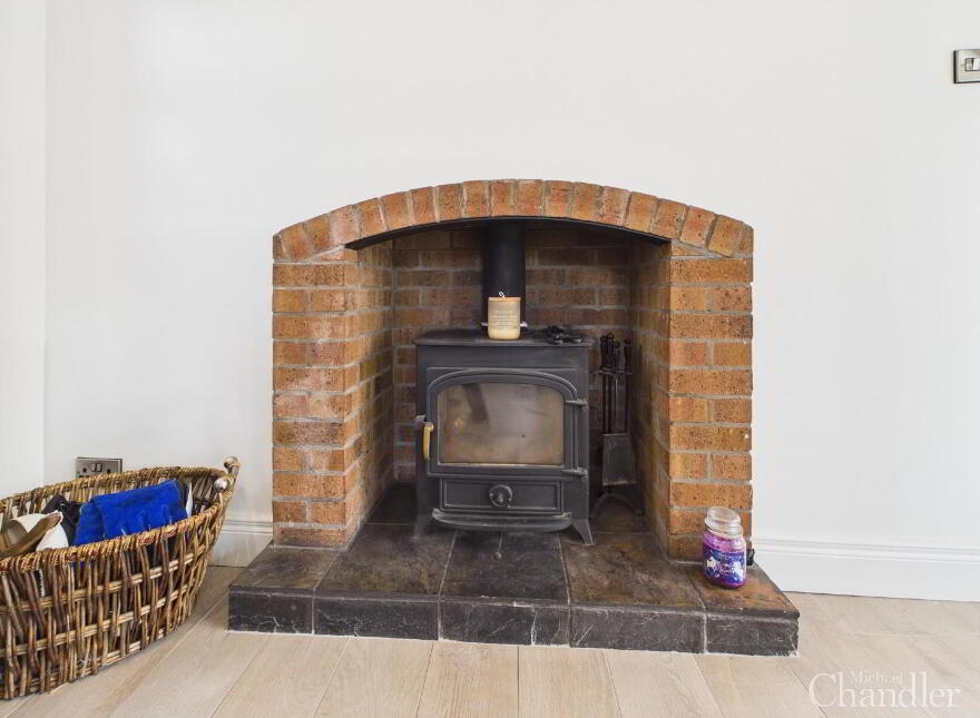 64 Lisburn Road, Saintfield, Ballynahinch, BT24 7BP