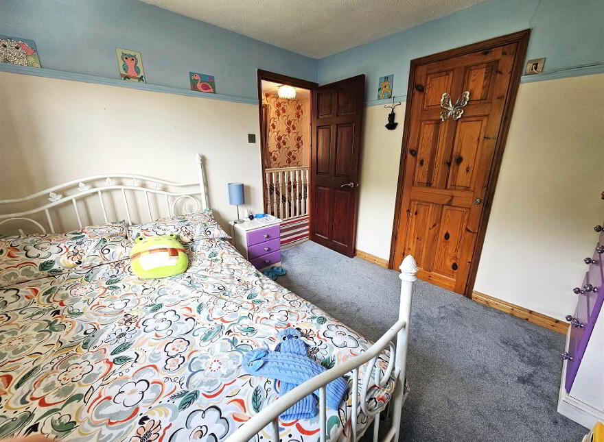 15 Glenhead Avenue, Dunmurry, Belfast, BT17 9AX