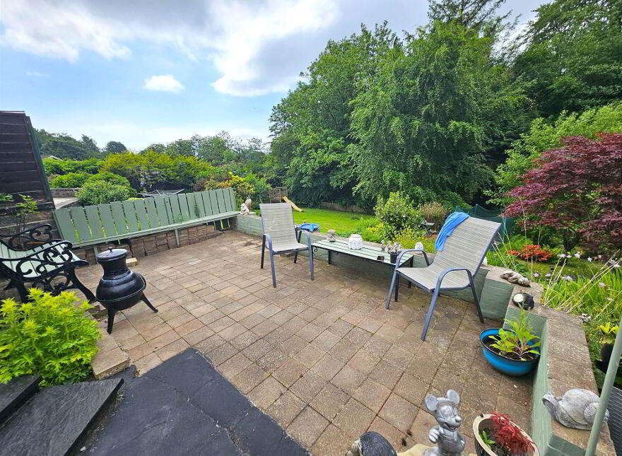 15 Glenhead Avenue, Dunmurry, Belfast, BT17 9AX