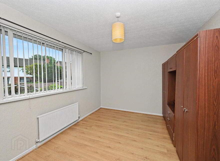 2 Lake Glen Park, Belfast, BT11 8TE