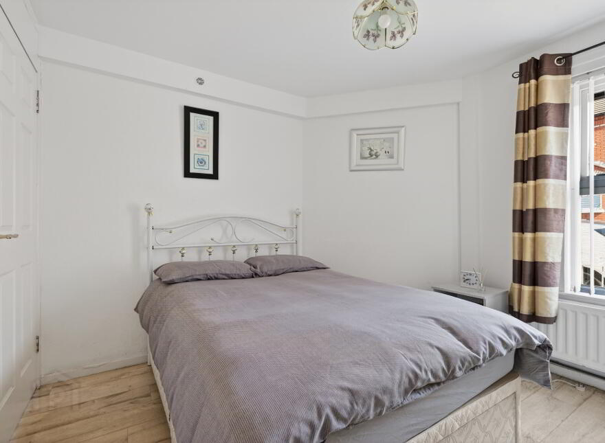 6 Paris Street, Belfast, BT13 1QA