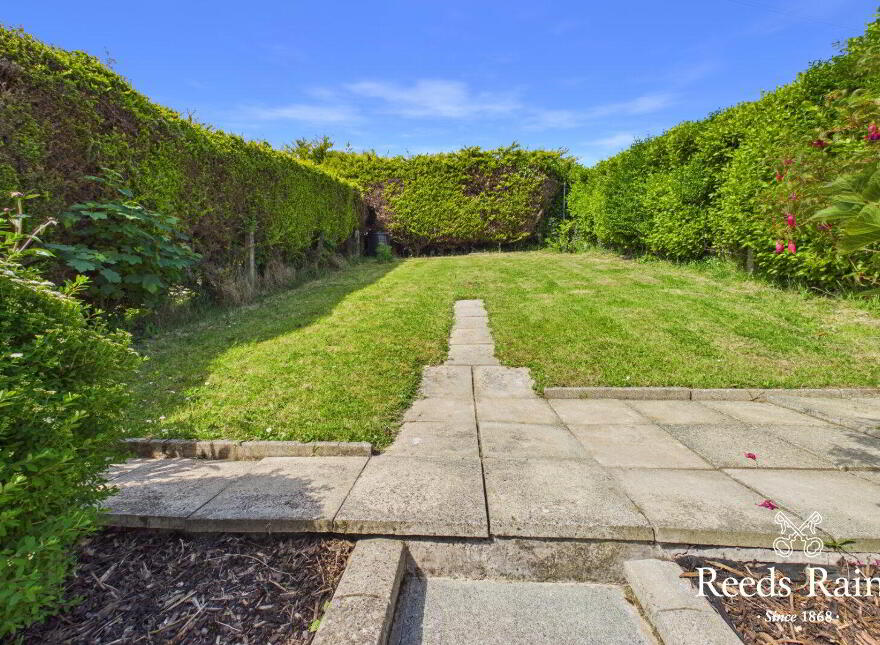 34 Whitehill Drive, Bangor, BT20 4EB