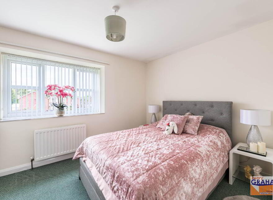 17 Knockdarragh Park, Lisburn, BT28 2XZ