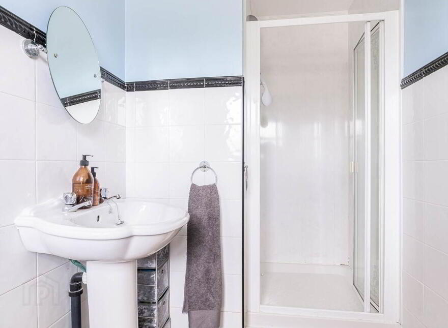 17 Knockdarragh Park, Lisburn, BT28 2XZ