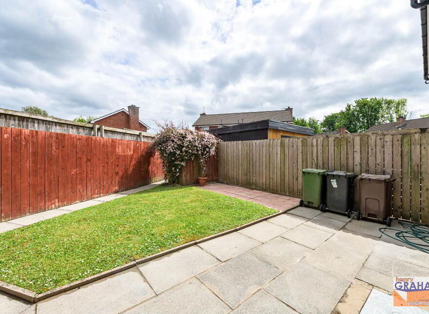 17 Knockdarragh Park, Lisburn, BT28 2XZ