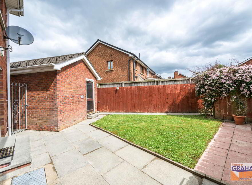 17 Knockdarragh Park, Lisburn, BT28 2XZ