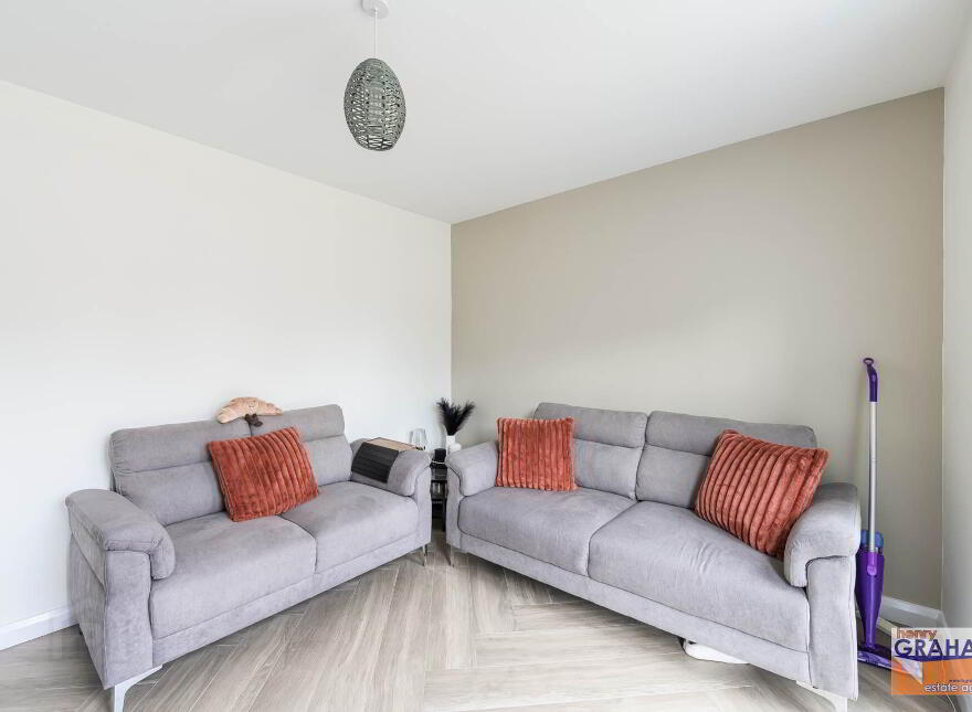 17 Knockdarragh Park, Lisburn, BT28 2XZ