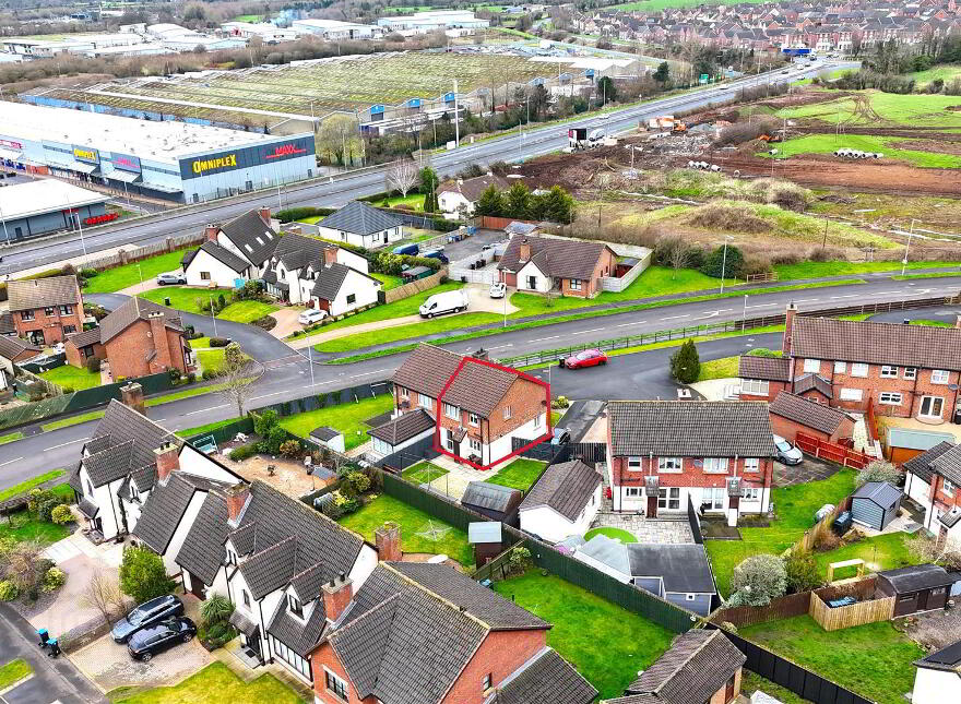 24 Meadow Lands, Antrim, BT41 4EU