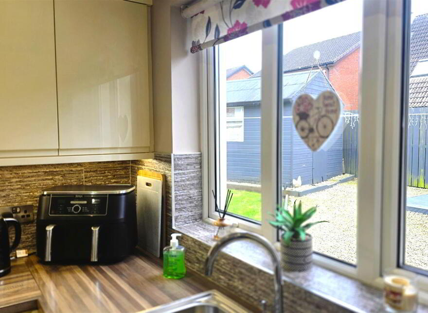 24 Meadow Lands, Antrim, BT41 4EU