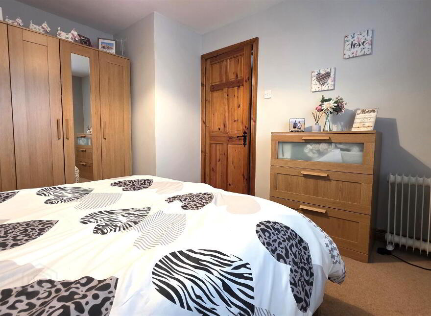 24 Meadow Lands, Antrim, BT41 4EU