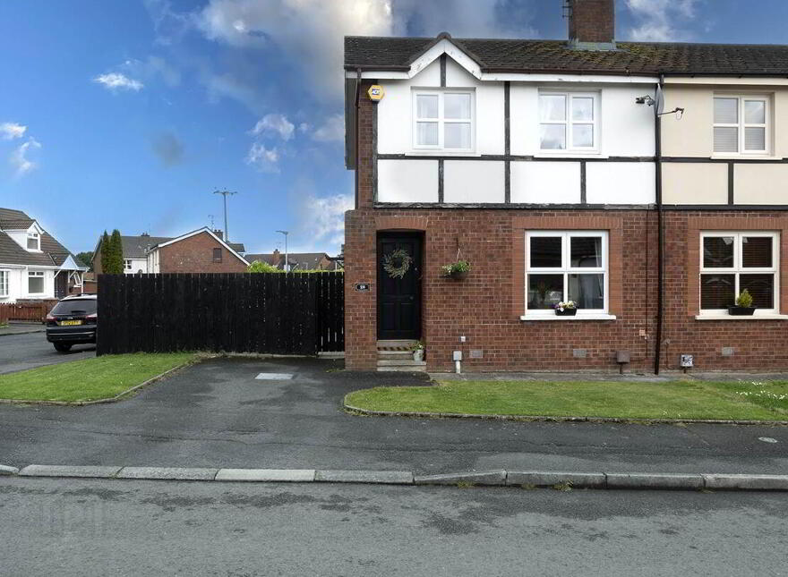 28 Allengrove, Lurgan, BT67 9HF