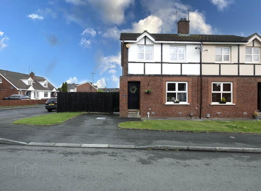 28 Allengrove, Lurgan, BT67 9HF