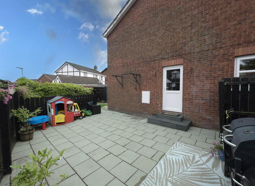 28 Allengrove, Lurgan, BT67 9HF