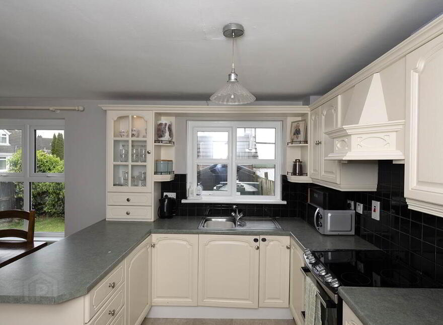 28 Allengrove, Lurgan, BT67 9HF