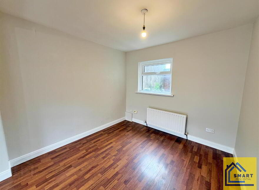 37 Sandbrook Park, Belfast, BT4 1NL