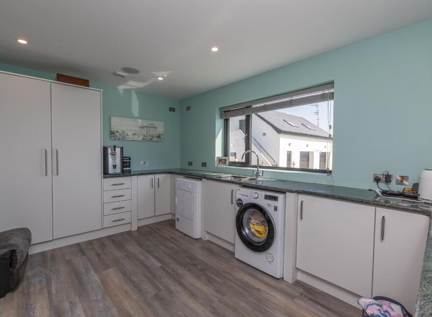 65 Moor Road, Kilkeel, Newry, BT34 4NQ