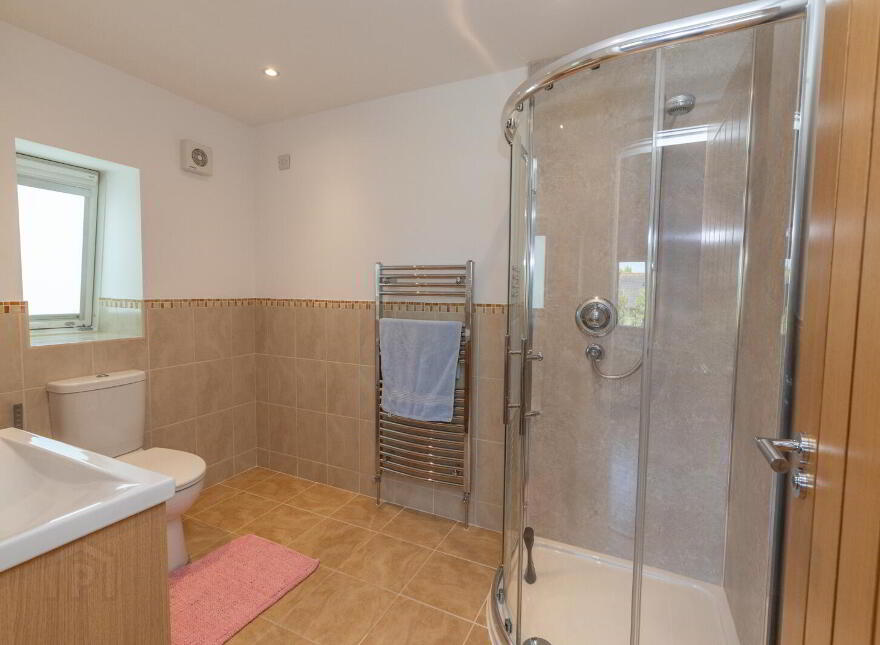 65 Moor Road, Kilkeel, Newry, BT34 4NQ