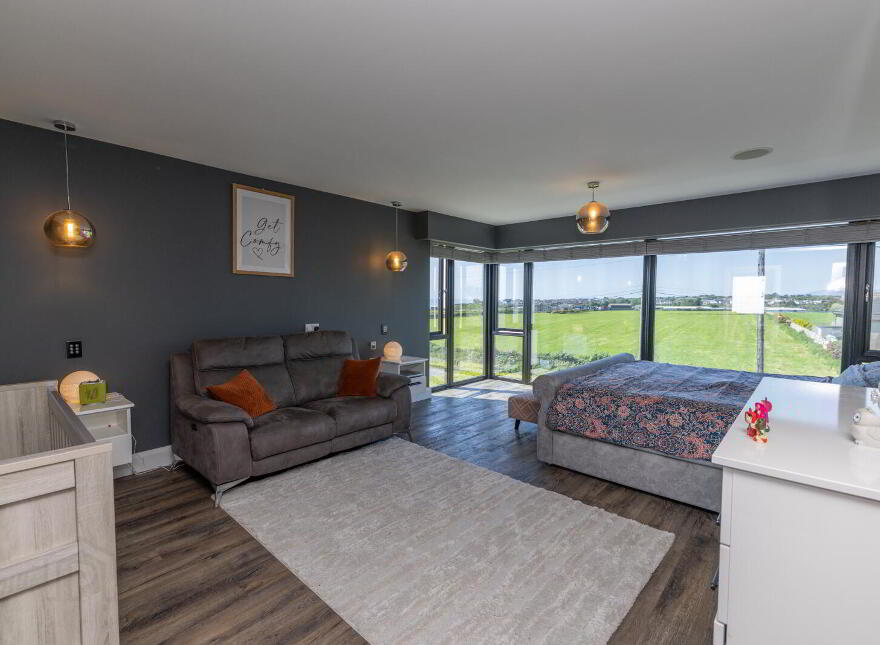65 Moor Road, Kilkeel, Newry, BT34 4NQ